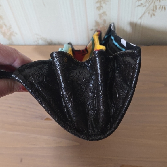 Homemade Black Embossed Wallet - Picture 7 of 7